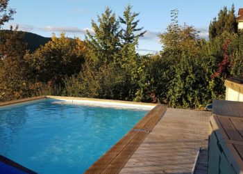 photo-terrasses-du-lac-jardin-piscine
